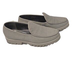 Donald J. Pliner Women's Eclipse Loafer - Size 9M